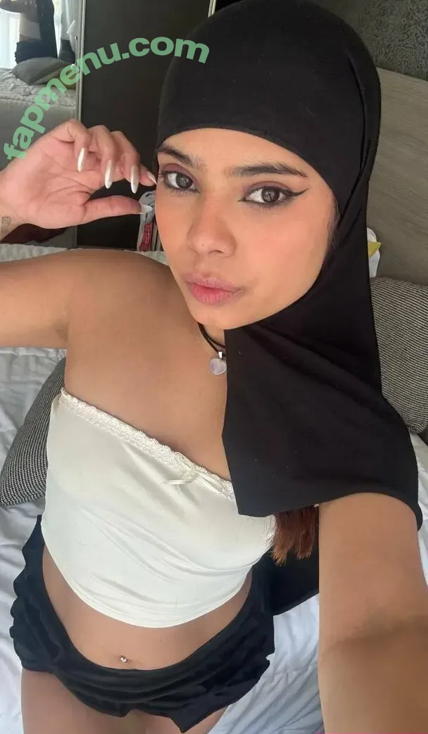 itsfatimahassan nude photo #0004 (itsfatimahassan)