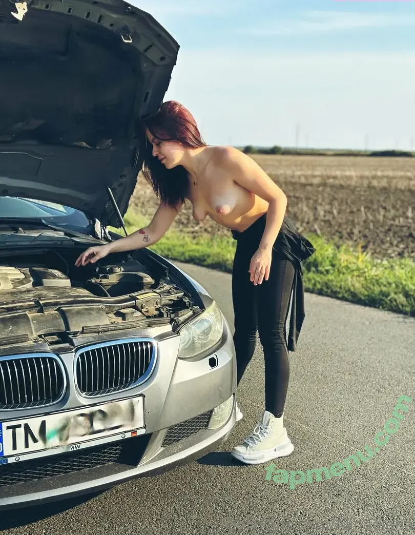 itsfoxyhoevip nude photo #0011 (itsfoxyhoevip)