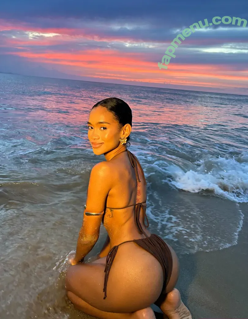 itsgiafox nude photo #0020 (itsgiaf)