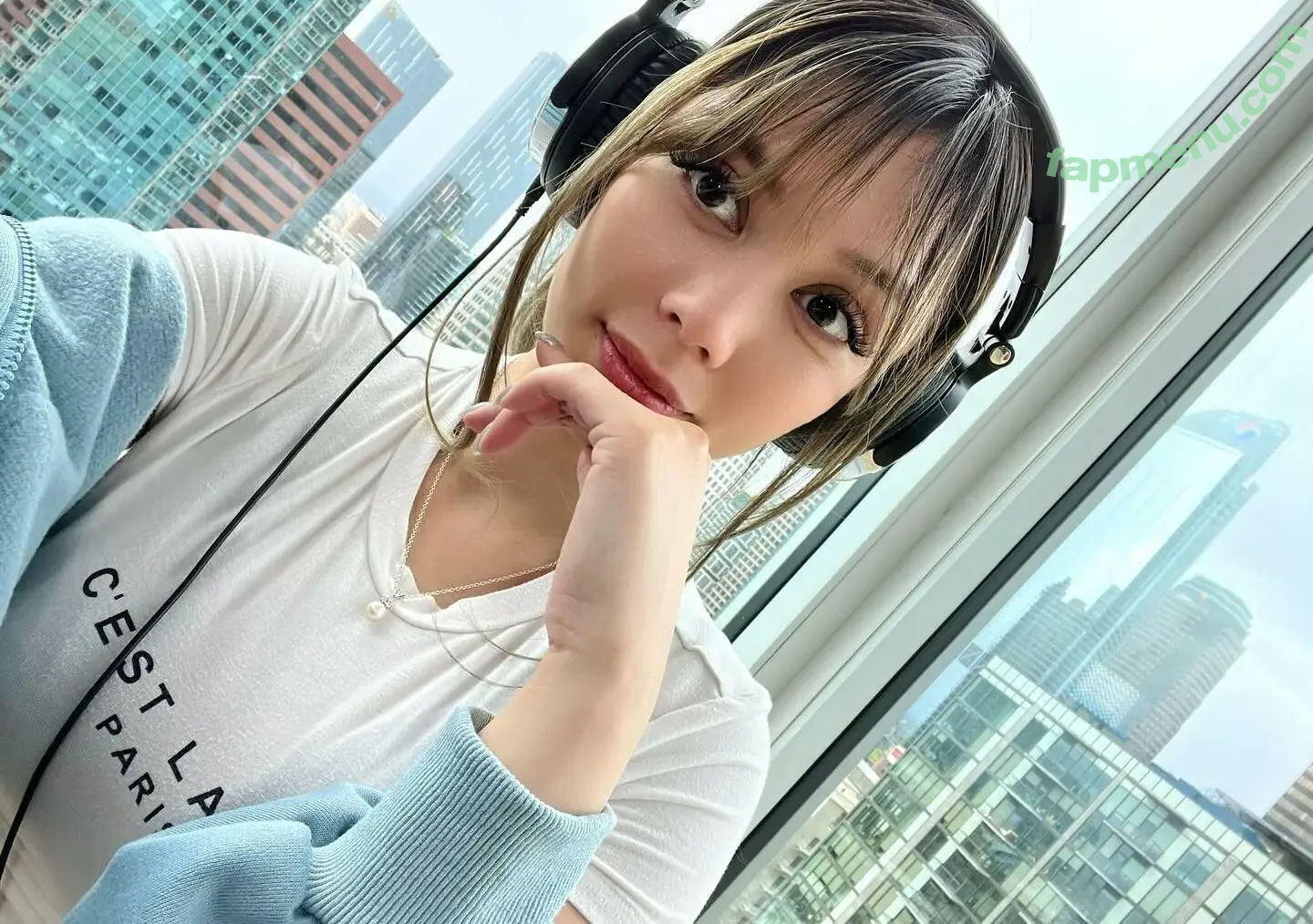 itshellovee nude photo #0020 (Victoria Vee)