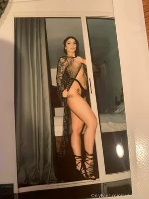  nude photo #0005