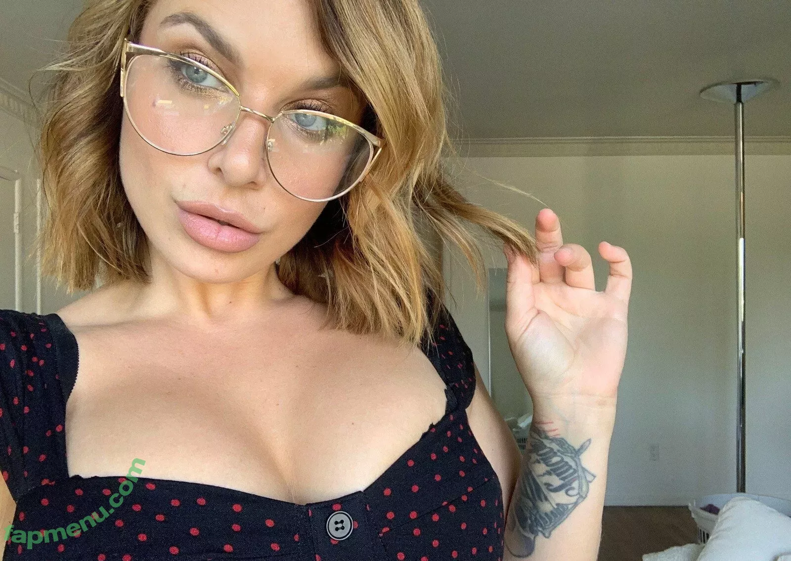 itsivylebelle nude photo #0091 (itsivylebelle)