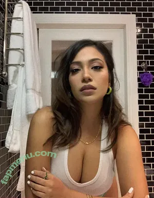 itsizziman / Iman 