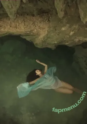 itsjasminex / xblahhh___itsjasminex / yourgirljazzz nude photo #0016