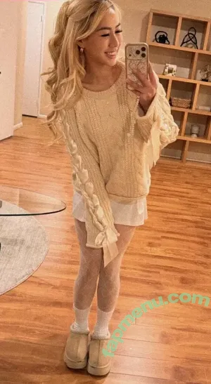 Itsjenniboop / Itsjenningu nude photo #0153