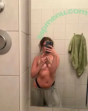 itsjoleneeee / joooes.secret nude photo #0053