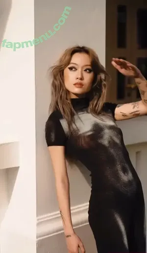  nude photo #0004