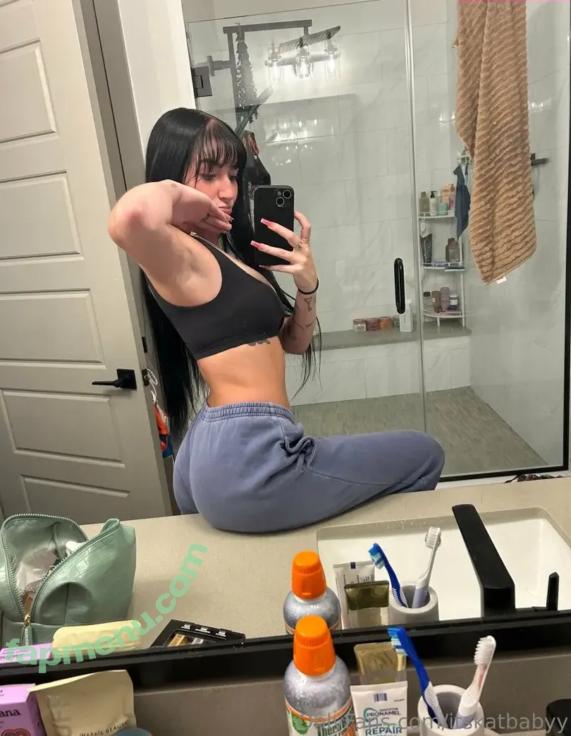 Itskatbabyy nude photo #0043 (itscatbabyyy_)