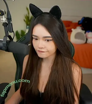 itskatchii / itskatbabyy nude photo #0027