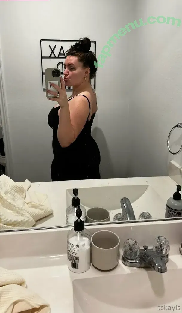 itskayls nude photo #0118 (itskayls)