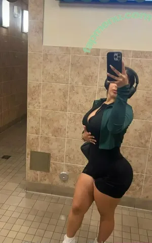Itskayybabyy / Iamkarlalara / itskayybabyy_ nude photo #0108