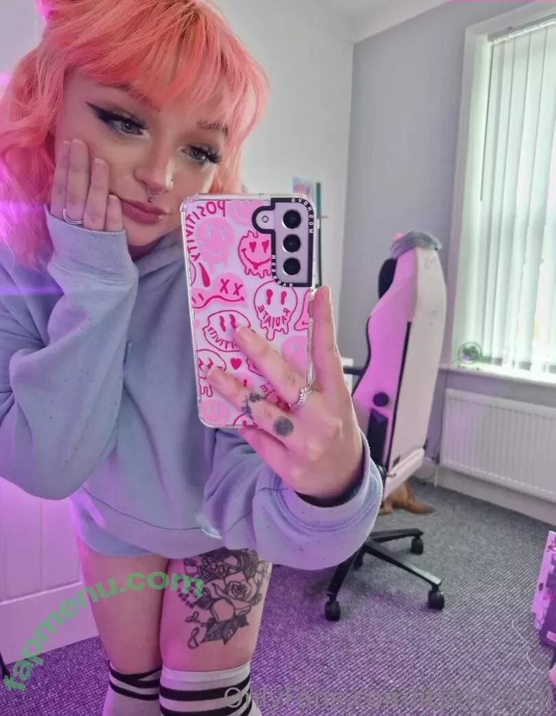 itskhloelol nude photo #0047 (itskhloelol)