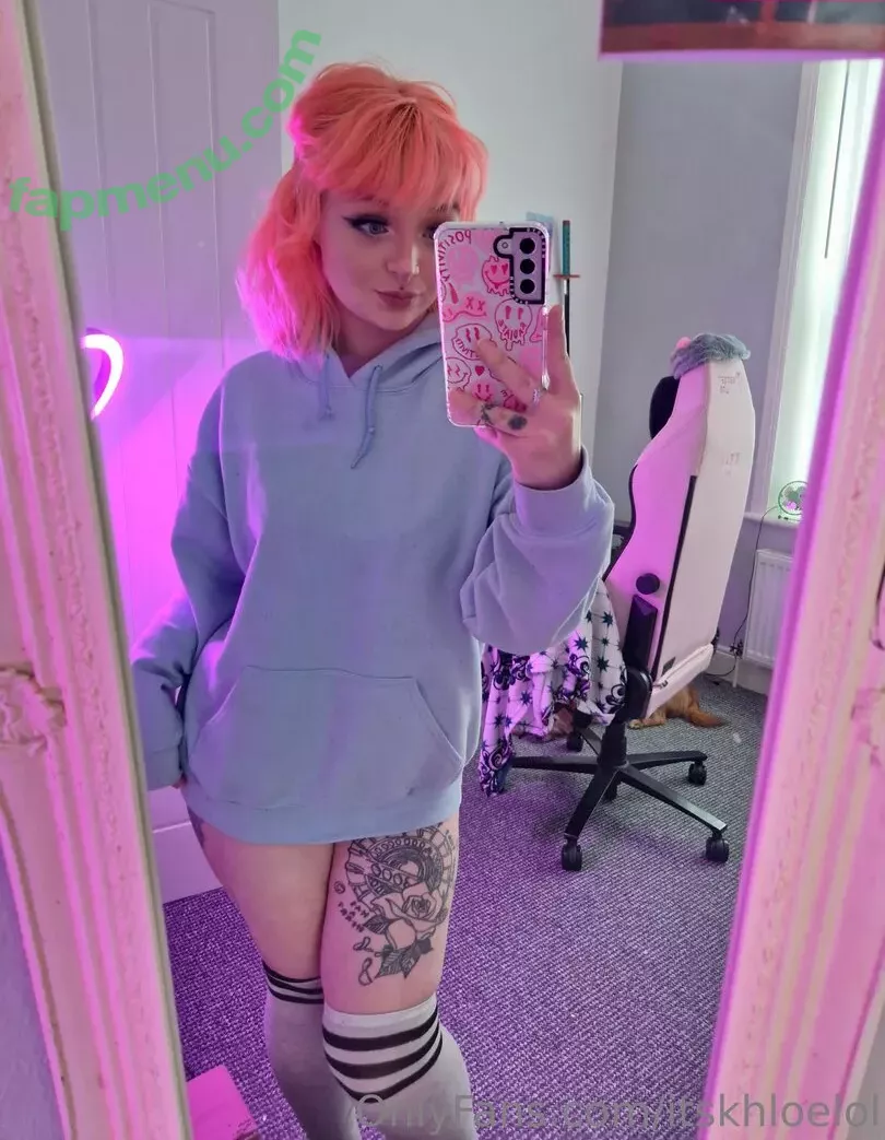 itskhloelol nude photo #0050 (itskhloelol)