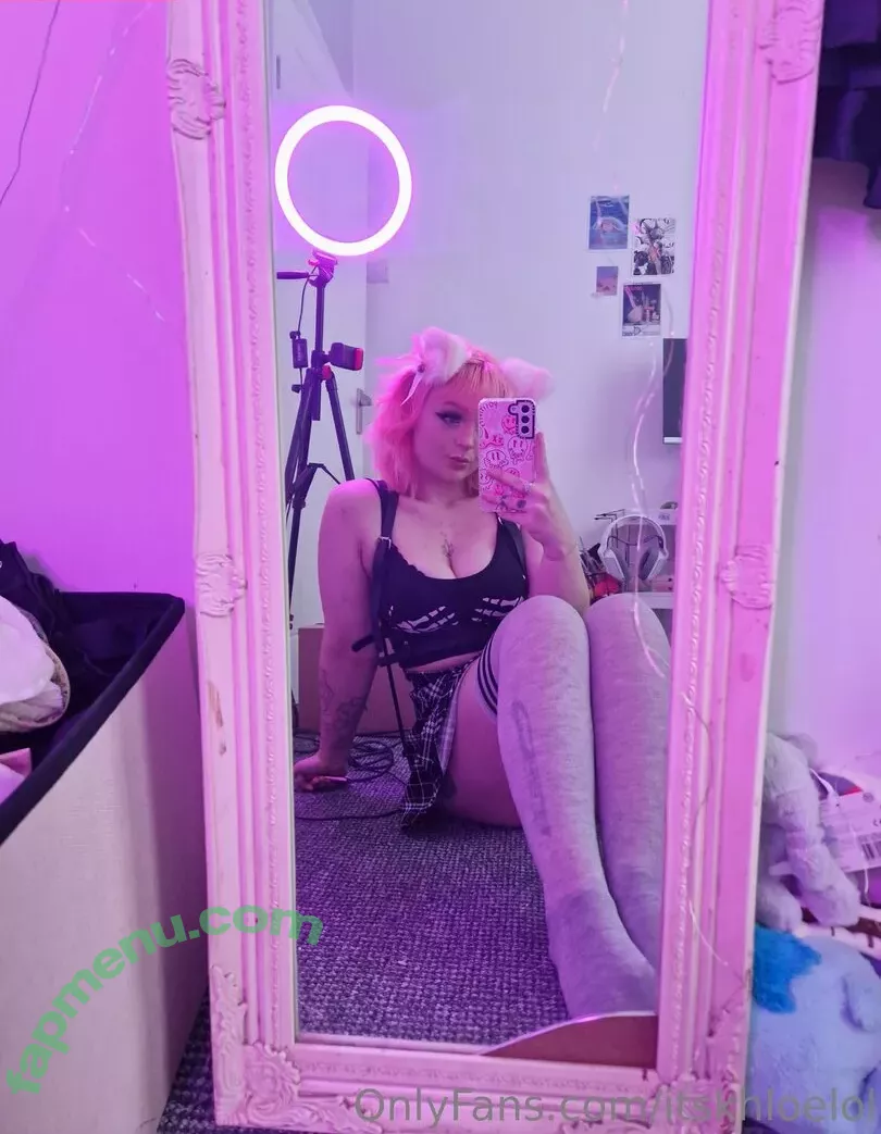 itskhloelol nude photo #0068 (itskhloelol)