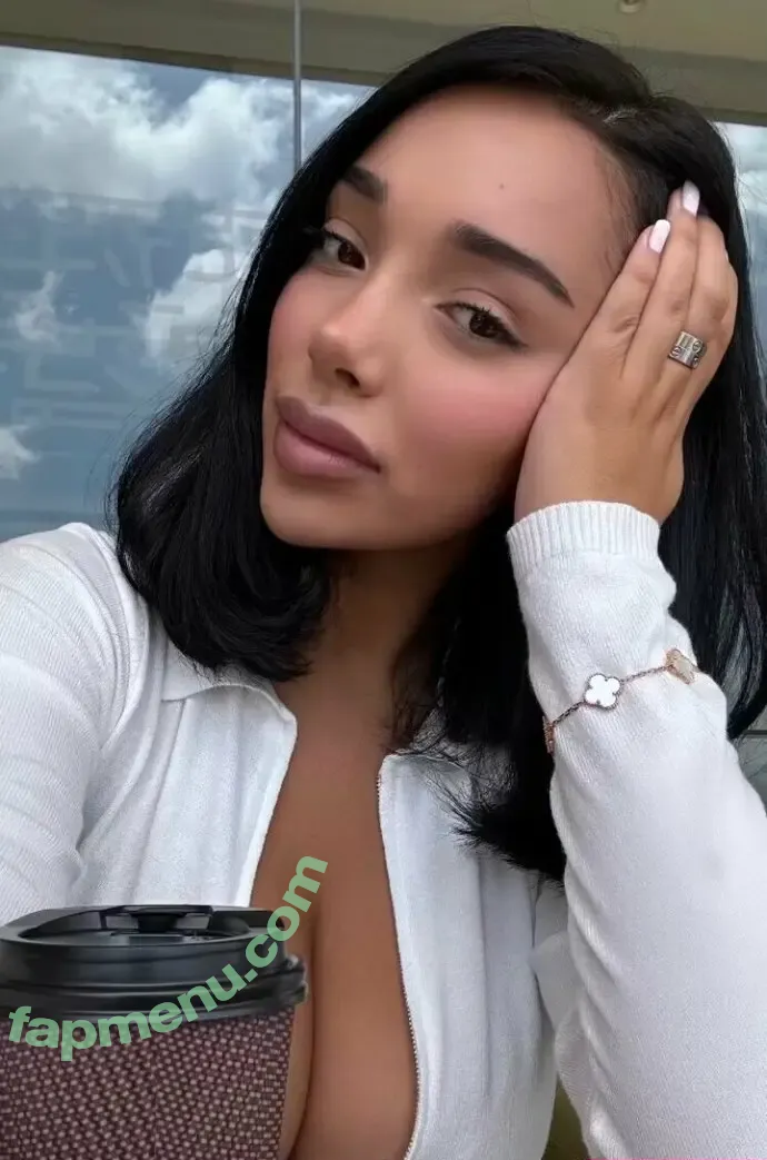 itskiaramarie nude photo #0191 (pwin.cess)