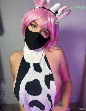 itskuki / oopsie_itskukii nude photo #0034