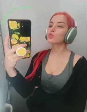 ItsLeslie / itslesliehey nude photo #0027