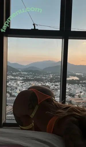 Itslilierose nude photo #0008