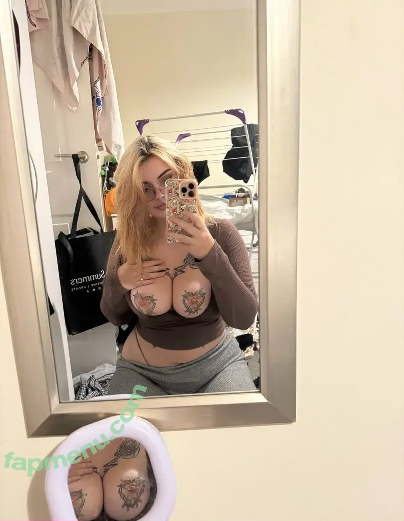 itslilithchan nude photo #0011 (itslilithchan)