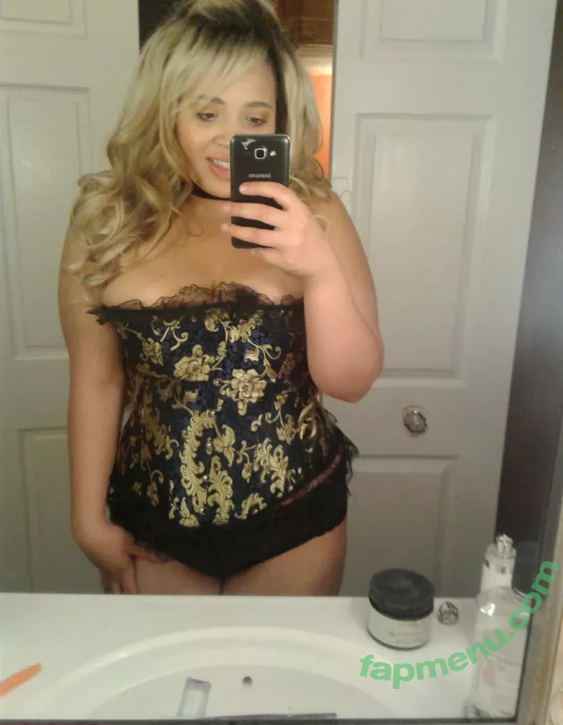 itslivsavage nude photo #0010 (itslivsavage)