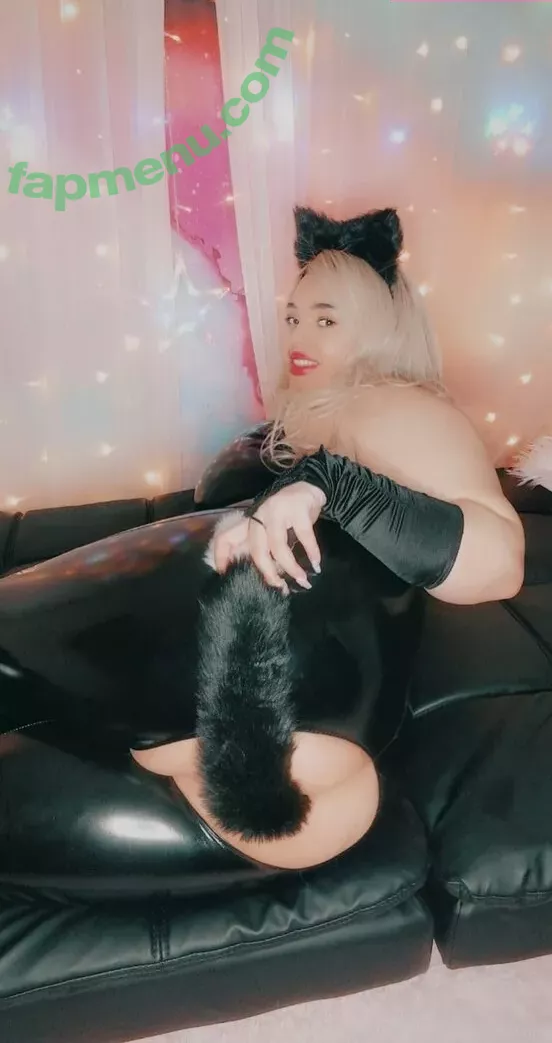 itslivsavage nude photo #0131 (itslivsavage)