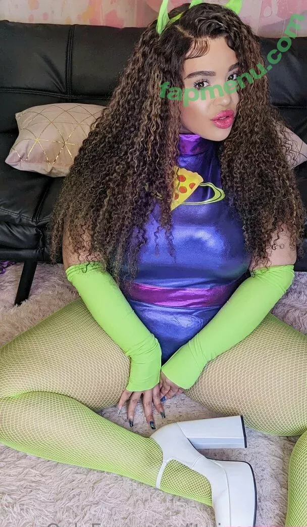 itslivsavage nude photo #0413 (itslivsavage)