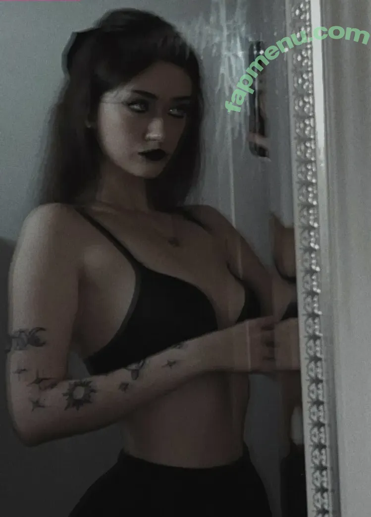 Itsmalic3 nude photo #0011 (Itsmalice)