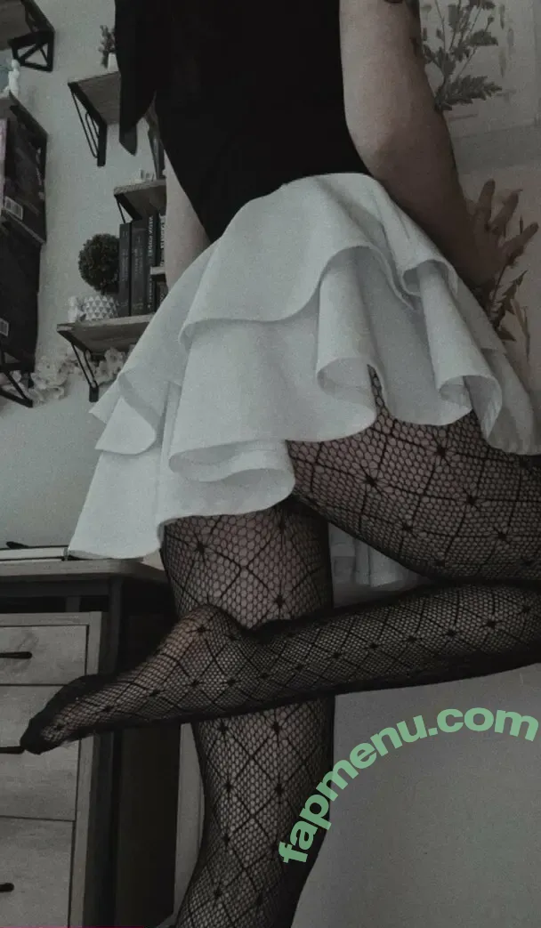 Itsmalic3 nude photo #0012 (Itsmalice)