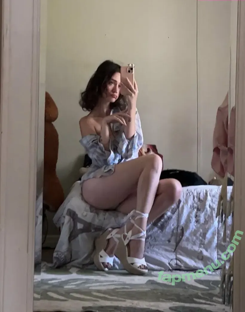Itsmalic3 nude photo #0198 (Itsmalice)