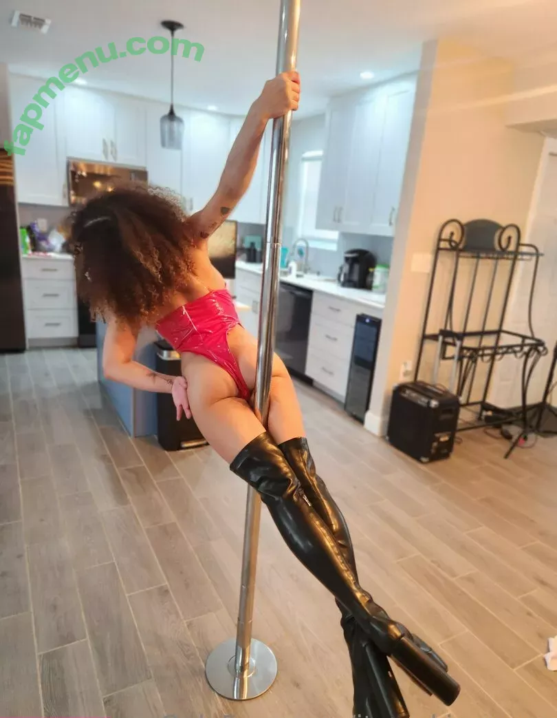 itsmekiraperez nude photo #0112 (actuallykiraperez)