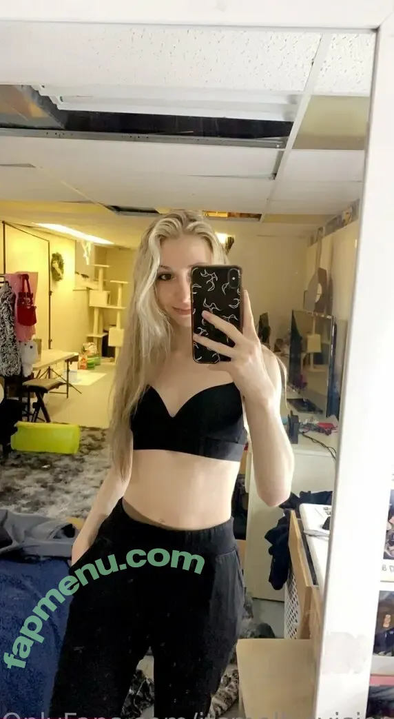 Itsmelly nude photo #0001 (Itsmelly)