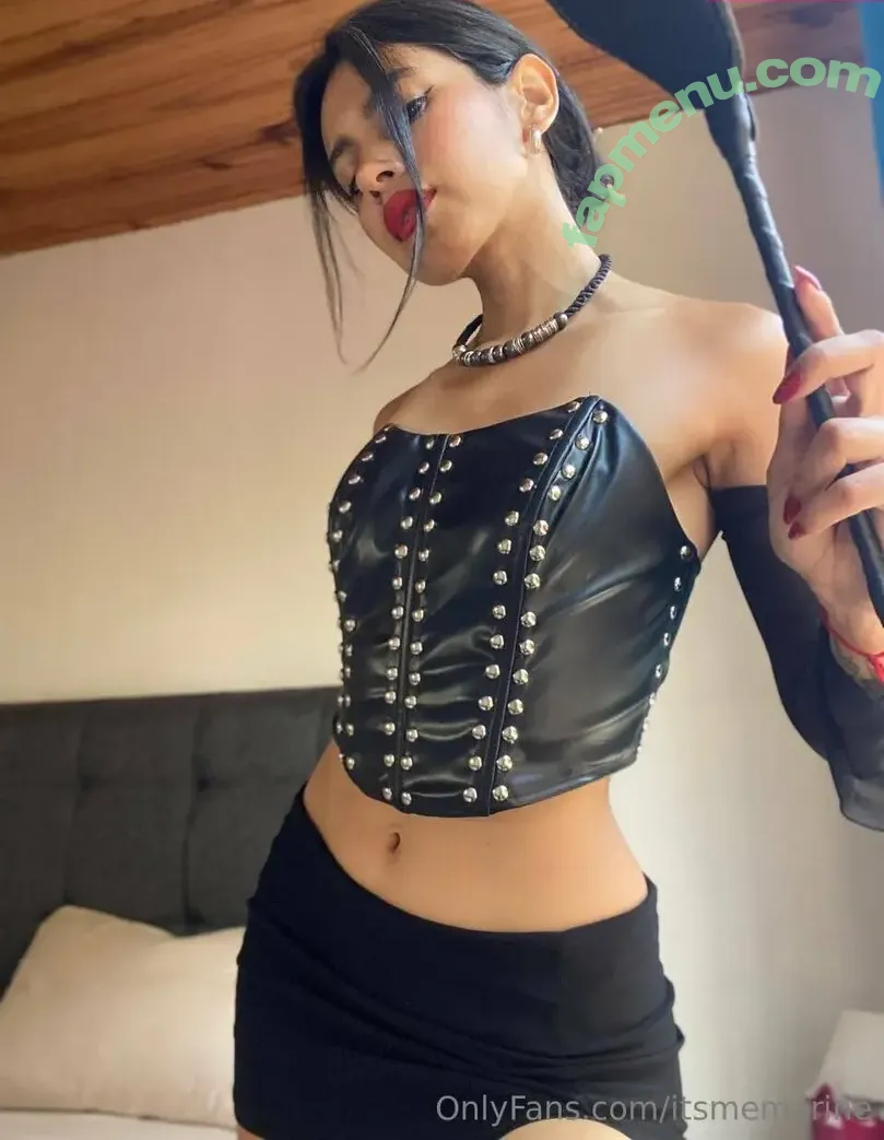 itsmemarine nude photo #0029 (itsmemarine_)