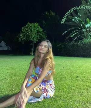 itsmeselina / asiaselenareels02 / selinaaa nude photo #0013