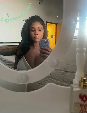 itsmesophiaaa / itsme.sofiaaa nude photo #0024
