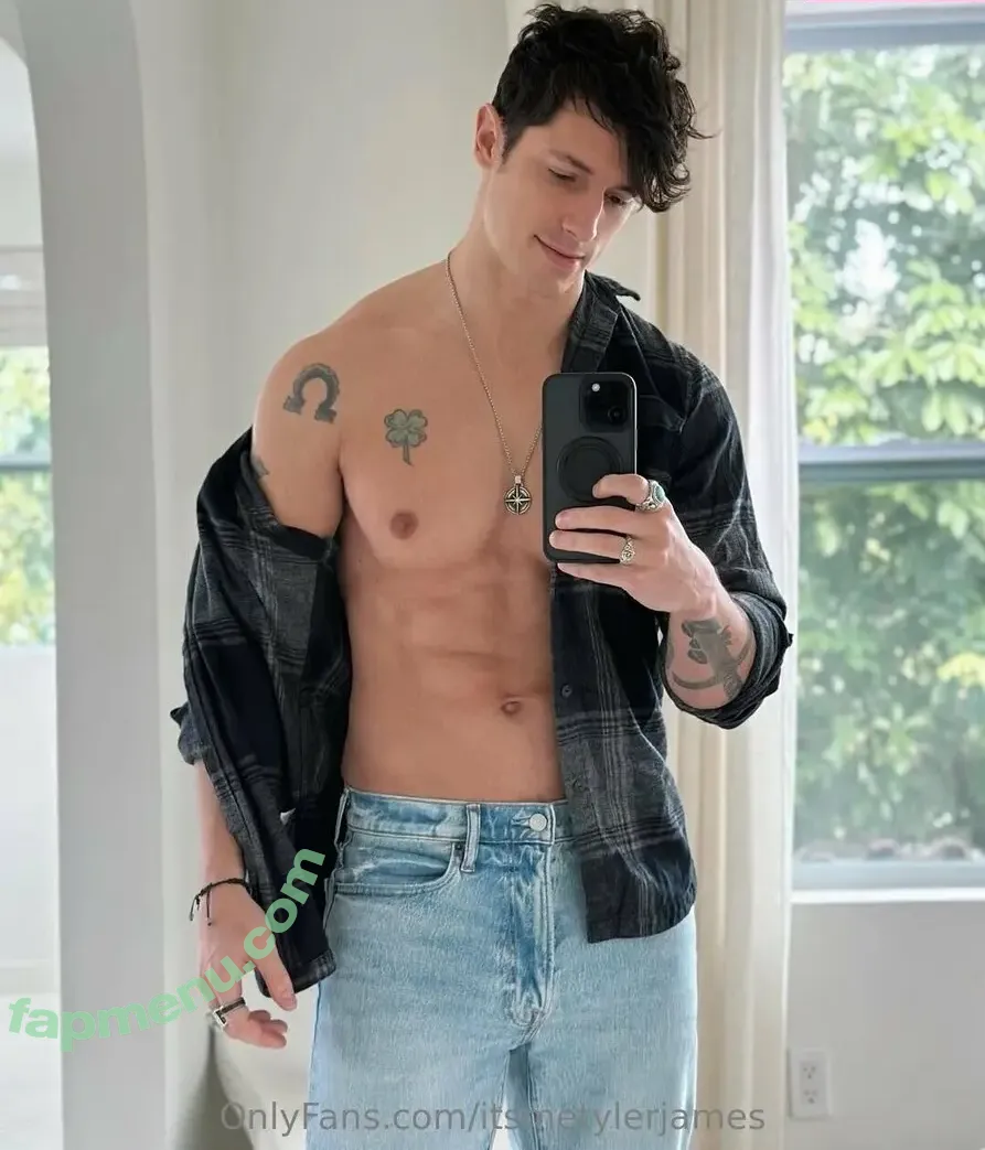 itsmetylerjames nude photo #0034 (itsmetylerjames)