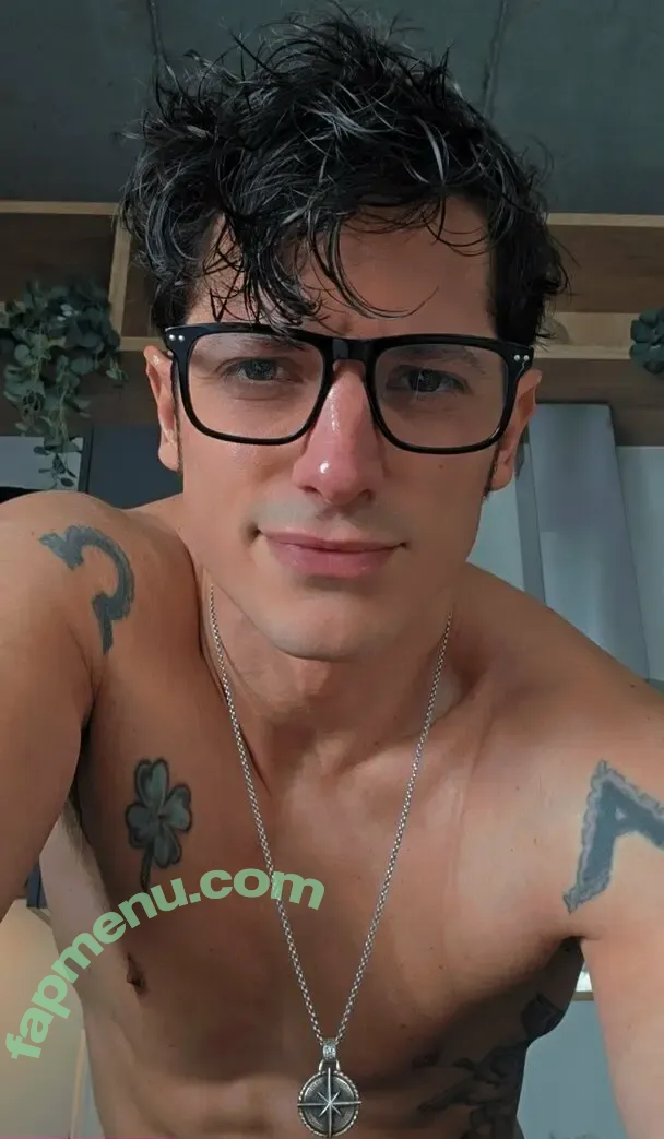 itsmetylerjames nude photo #0036 (itsmetylerjames)