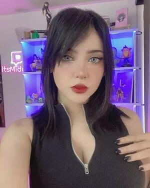 Itsmidna / Mirna Vegas / ashprincessmidna / itsmidnaa nude photo #0094