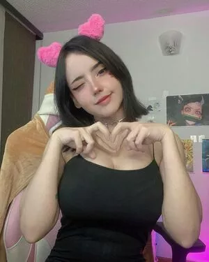 Itsmidna / Mirna Vegas / ashprincessmidna / itsmidnaa nude photo #0098