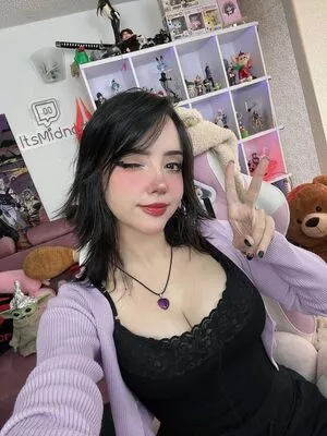 Itsmidna / Mirna Vegas / ashprincessmidna / itsmidnaa nude photo #0114