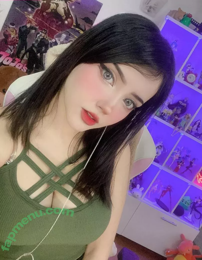 Itsmidna nude photo #0067 (Mirna Vegas / ashprincessmidna / itsmidnaa)
