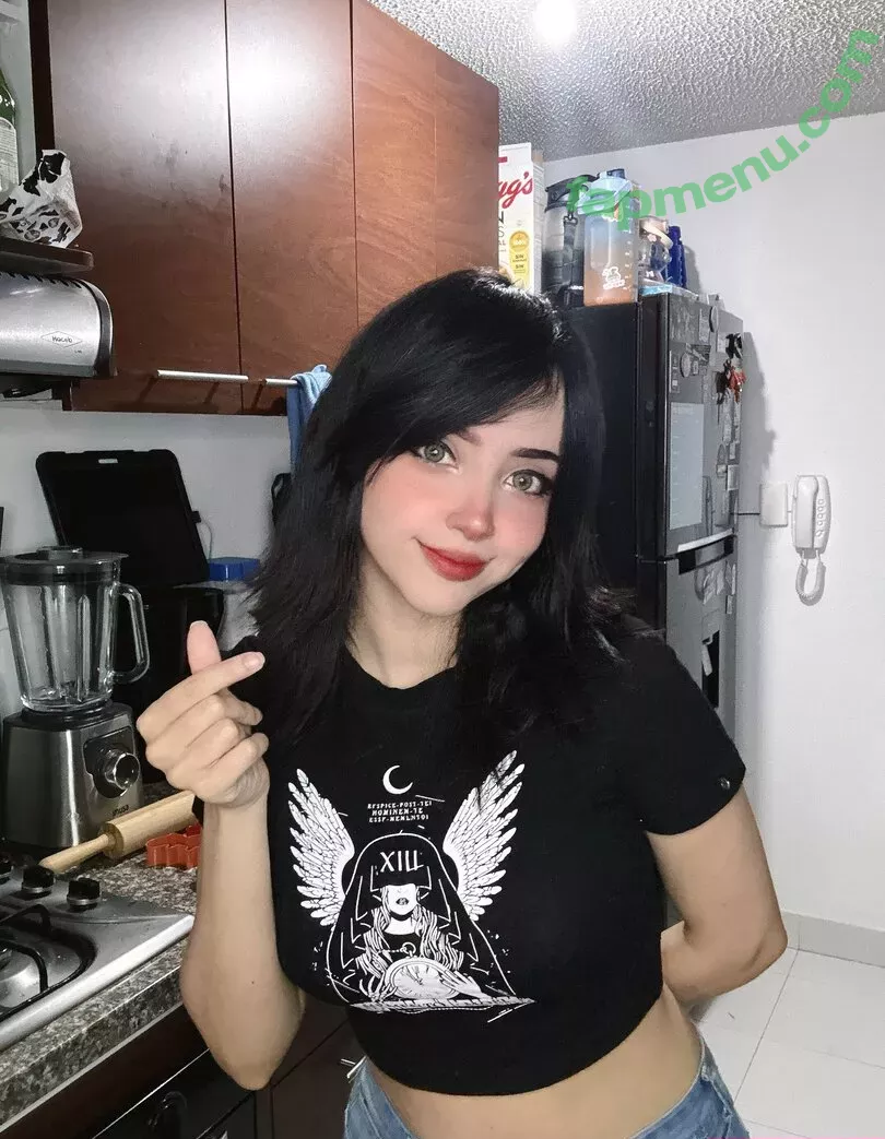 Itsmidna nude photo #0155 (Mirna Vegas / ashprincessmidna / itsmidnaa)