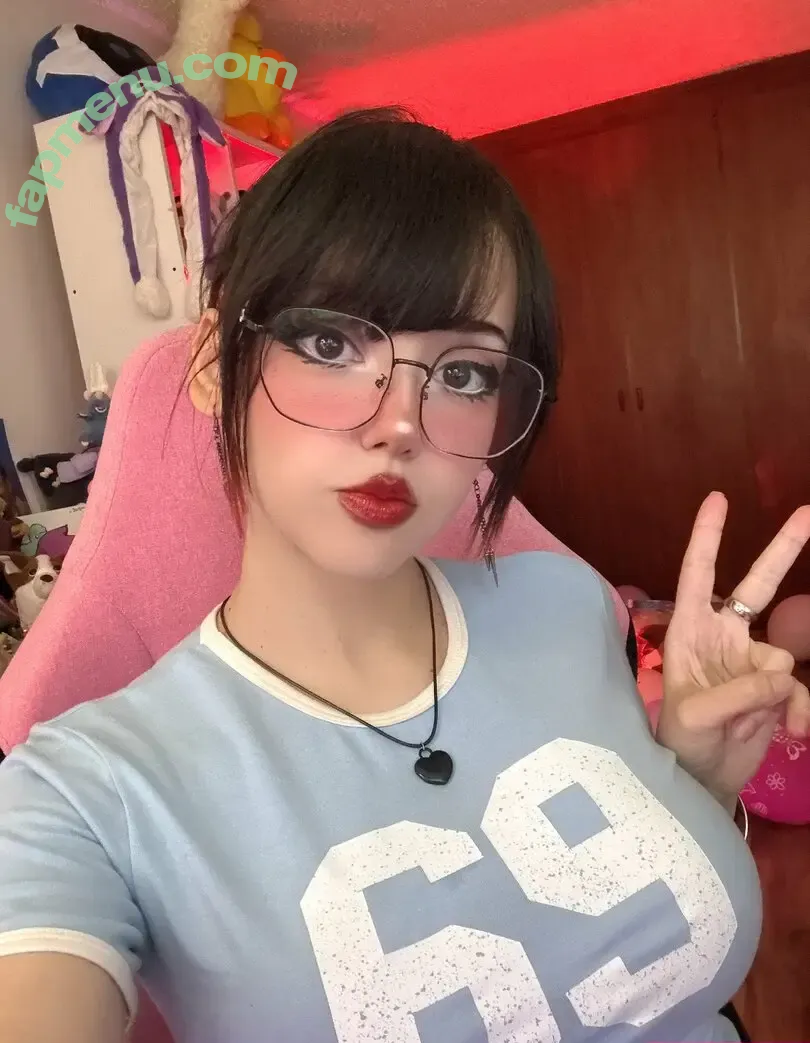 Itsmidna nude photo #0368 (Mirna Vegas / ashprincessmidna / itsmidnaa)