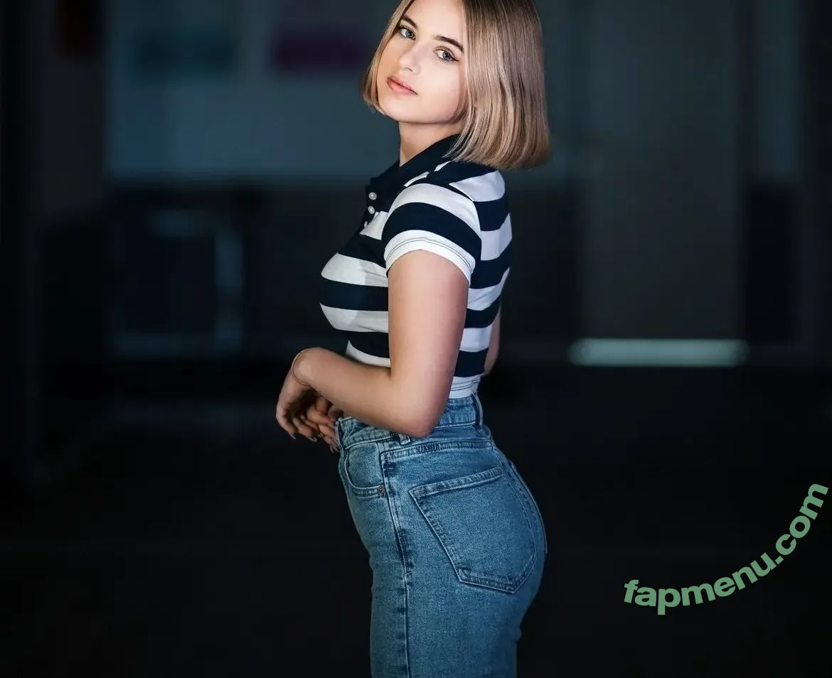 Itsmisabell nude photo #0304 (sarahtoninx9_)