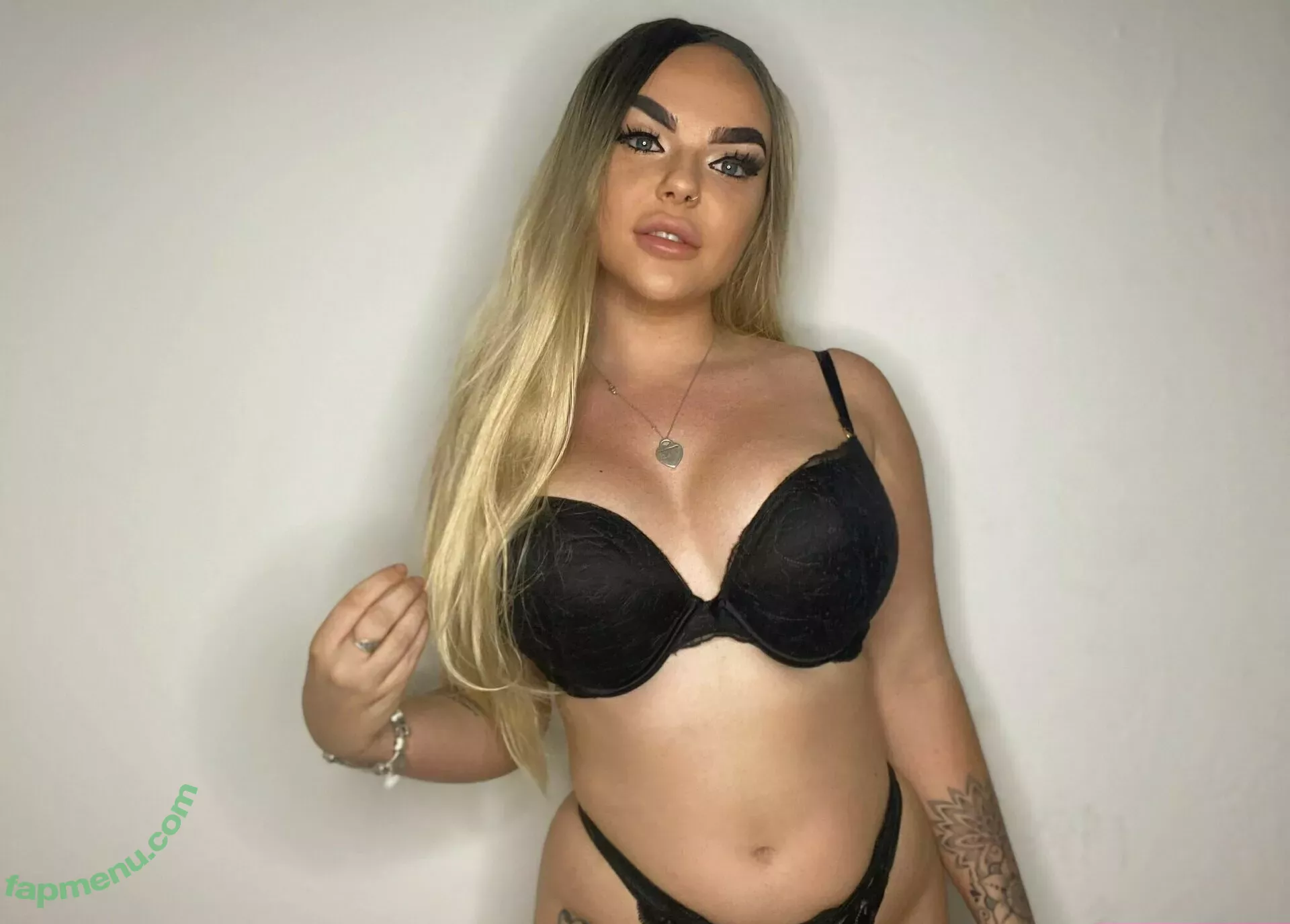 itsnancywoodfree nude photo #0717 (itstacticaltimesomewhere)