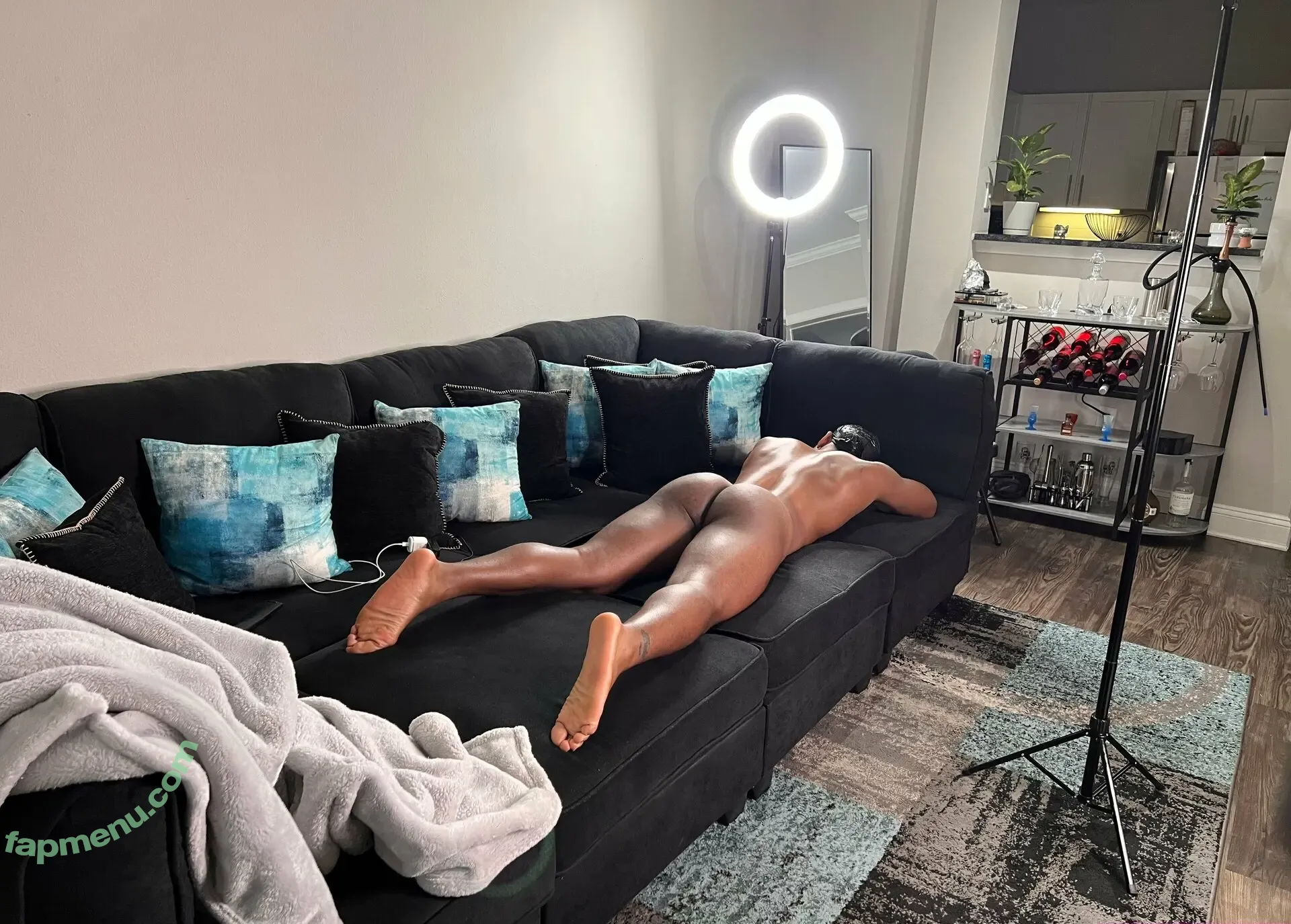 itsofficiallyty nude photo #0015 (officialjt)