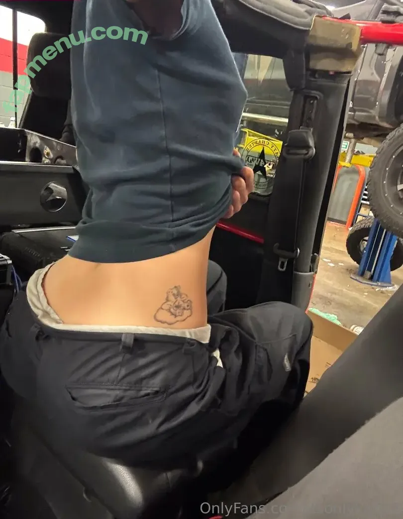 itsonlykarma nude photo #0030 (karma_est2024)