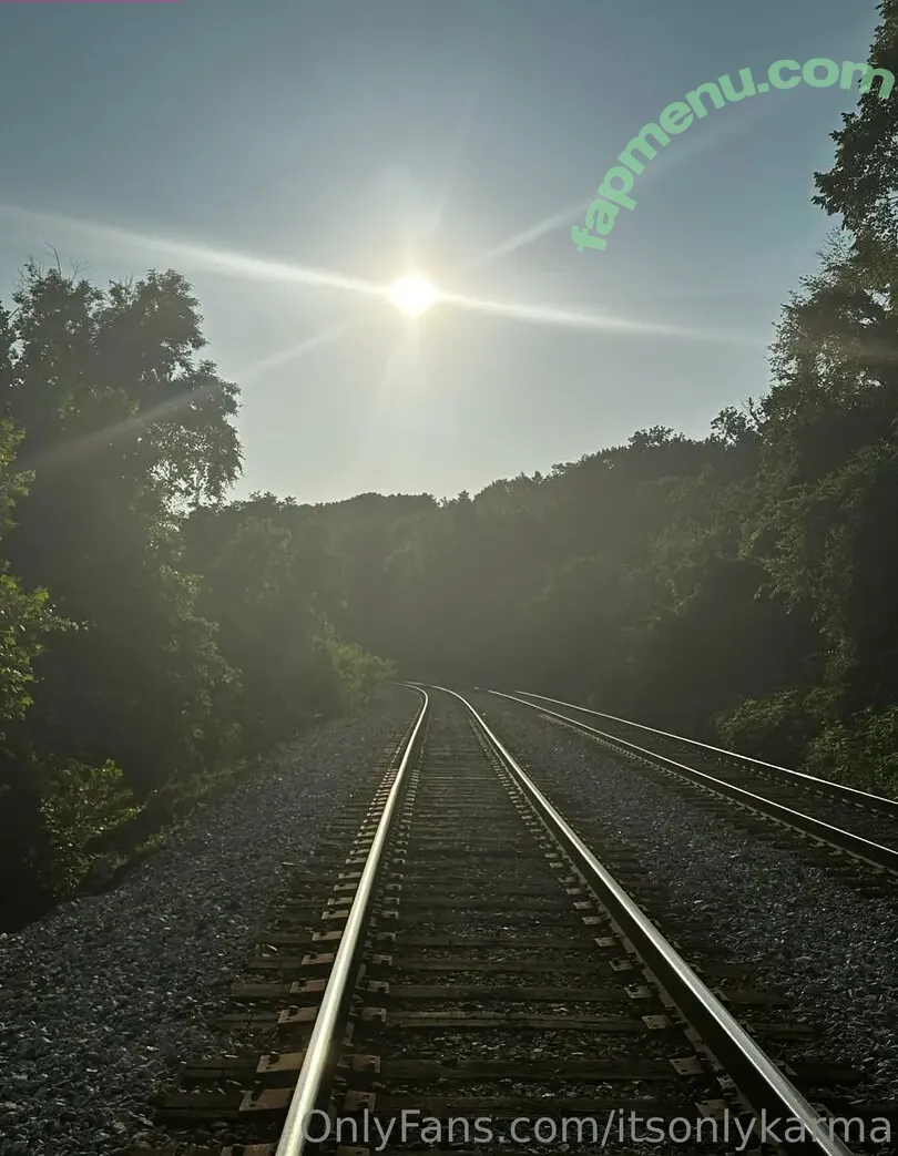 itsonlykarma nude photo #0048 (karma_est2024)