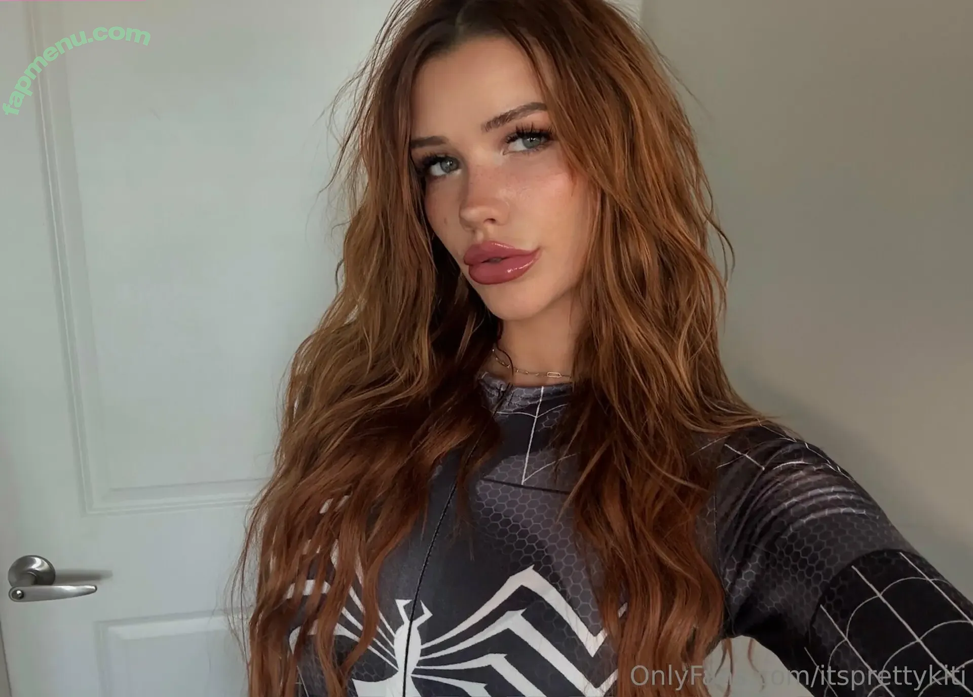 itsprettykiti nude photo #0021 (itsprettykiti)