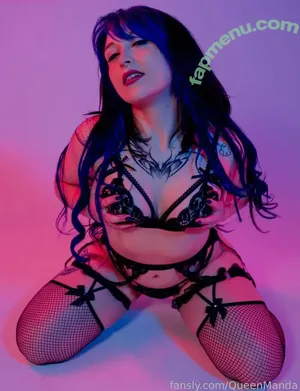 Itsqueenmanda nude photo #0358