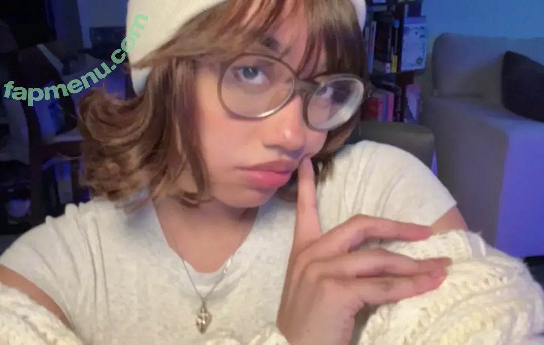 itsqueennovaa nude photo #0098 (OFTV)